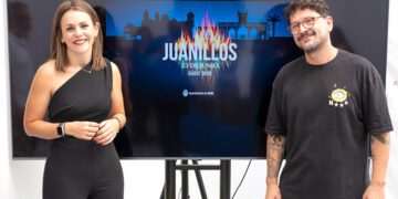 La concejala Gandullo junto al representante de Quattro’s / FOTO: Ayto.
