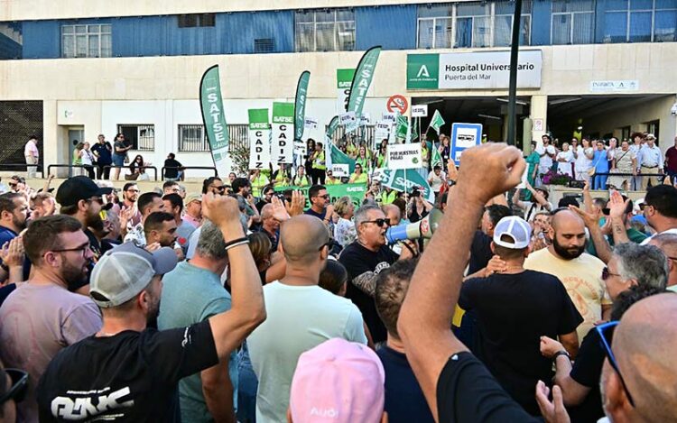 Las luchas de trabajadores del metal y de la sanidad, juntas / FOTO: Eulogio García