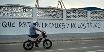 Pintada de los últimos días en Navantia Cádiz / FOTO: Eulogio García