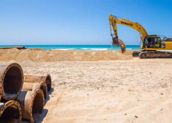 La deseada regeneración de Camposoto, en marcha / FOTO: Ayto.