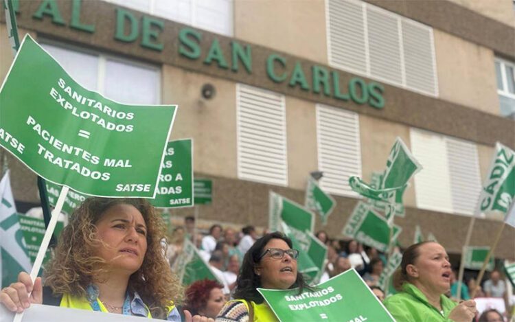 Una pasada concentración de Satse / FOTO: Satse