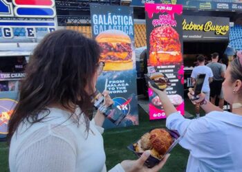 Comida, postureo y RRSS, de todo un poco / FOTO: Eulogio García
