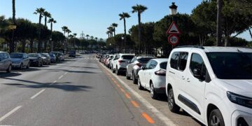 Ya están pintadas las más de 8.000 plazas reguladas / FOTO: Ayto.