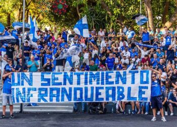 El auditorio del parque tomado por afición azulina / FOTO: Ayto.