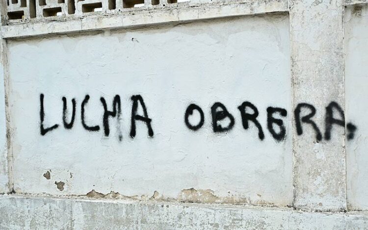 Pintada en la tapia de astilleros / FOTO: Eulogio García