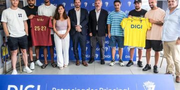 Presentando el nuevo acuerdo con DIGI / FOTO: Eulogio García