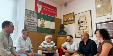 Reunión entre socialistas en la Casa del Puerto / FOTO: PSOE