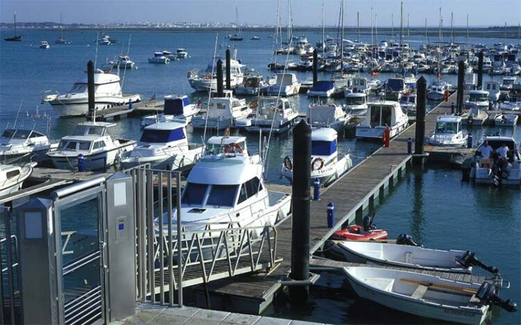 Detalle del puerto de Sancti Petri / FOTO: Junta