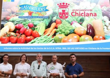 Acto conjunto entre la cooperativa y el Consistorio / FOTO: Ayto.