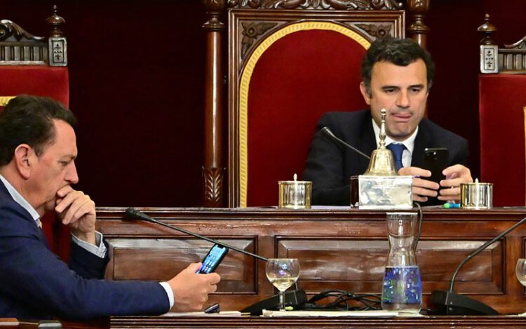 El alcalde presidiendo un pasado pleno / FOTO: Eulogio García