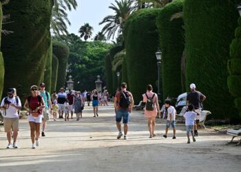 Paseo matinal por el Parque Genovés / FOTO: Eulogio García