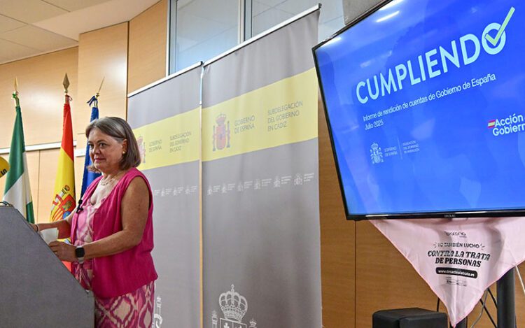 Blanca Flores ofreciendo su balance en la sede de Subdelegación / FOTO: Eulogio García