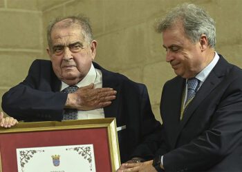 Agradeciendo el título honorífico de hijo predilecto / FOTO: Ayto.