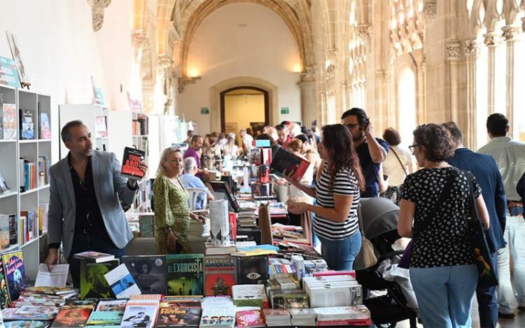 Ambiente en la Feria del Libro de 2024 / FOTO: Ayto.