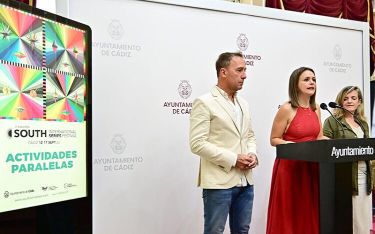 Presentando las actividades en el Ayuntamiento / FOTO: Eulogio García