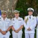 Militares chilenos con el busto a su espalda / FOTO: Eulogio García