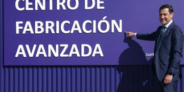Moreno Bonilla posando a las puertas del CFA / FOTO: Junta