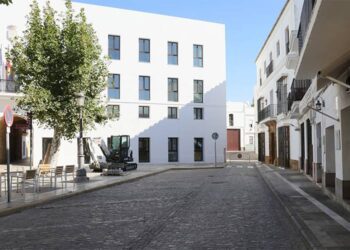 Primeros movimientos en el entorno de la plaza de España / FOTO: Ayto.