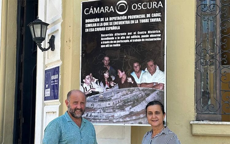 Ortiz conoce la Cámara Oscura en La Habana Vieja / FOTO: Diputación
