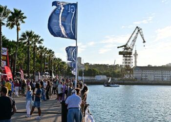 Ambiente en la Race Village en sus primeras horas / FOTO: Eulogio García