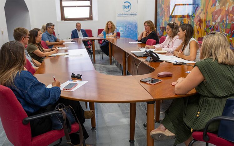 Un momento de la reunión de la Mesa de Turismo / FOTO: Ayto.