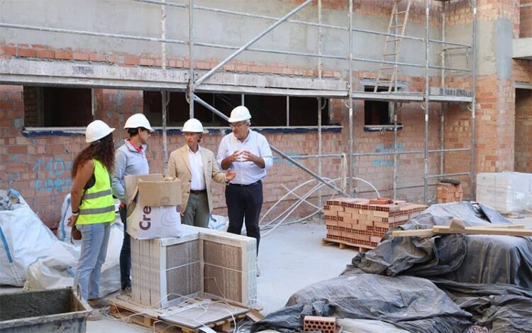 Entre ladrillos y cemento / FOTO: Ayto.