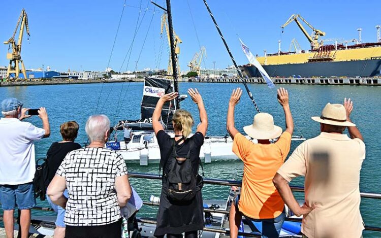 Despedida desde el paseo de Astilleros / FOTO: Eulogio García