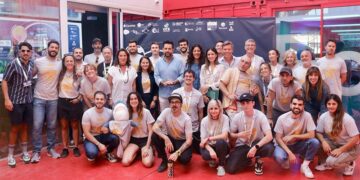 Posado en la clausura con todos los participantes / FOTO: CEEI
