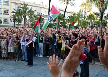 Concentrados en San Juan de Dios / FOTO: Eulogio García