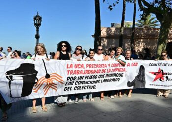 Protesta de las trabajadoras durante los días de SailGP / FOTO: Eulogio García