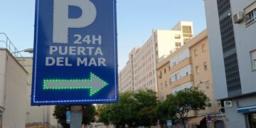 Trasera del Hospital Puerta del Mar / FOTO: DBC