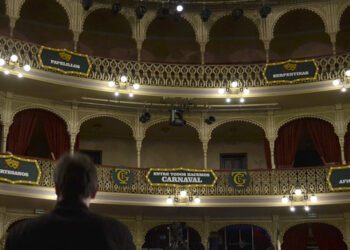 El Falla antes de abrirse a una de las noches del COAC 2025 / FOTO: DBC