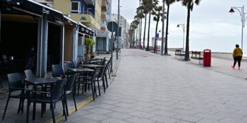 Días grises, terrazas vacías / FOTO: Eulogio García