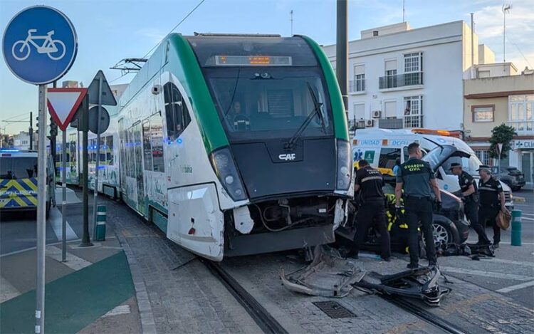 Primeros momentos de incertidumbre tras el arrollamiento / FOTO: Ayto.
