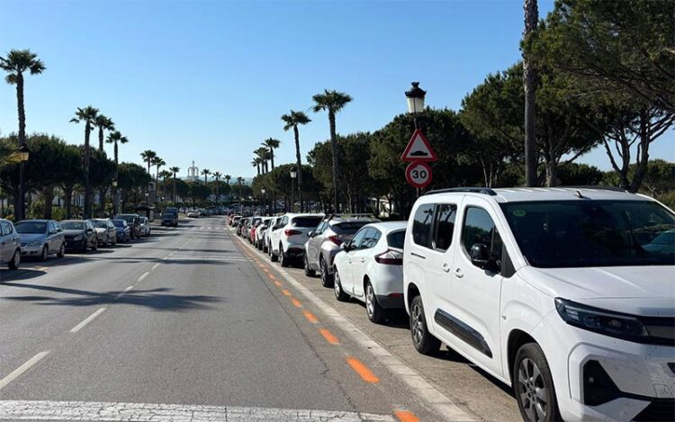 Una de las zonas del litoral pintadas de naranja / FOTO: Ayto.