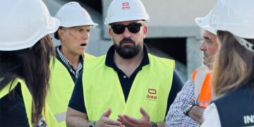 El alcalde visitando la obra del estadio de Rugby / FOTO: Ayto.