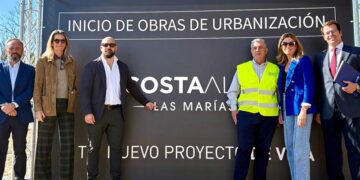 Posado en el acto de inicio de las obras / FOTO: Ayto.