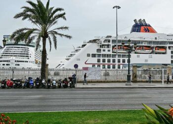 Varios cruceros atracados en el muelle / FOTO: Eulogio García