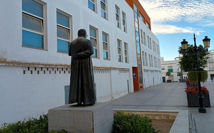 El edificio lleva años esperando un futuro / FOTO: DBC
