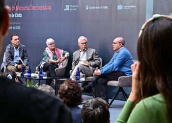 Uno de los debates de la jornada memorialista / FOTO: Eulogio García