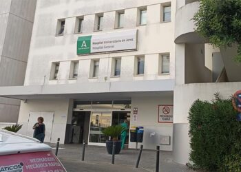 Una de las entradas al complejo hospitalario / FOTO: CCOO