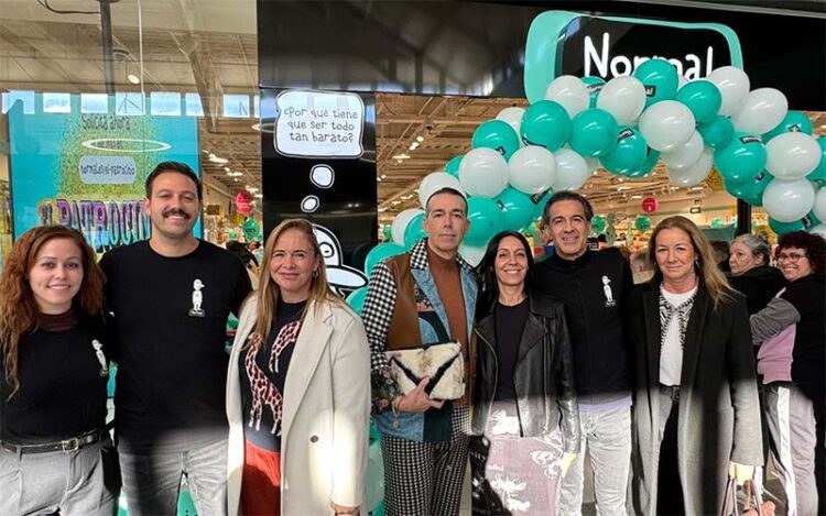 Calleja no ha faltado en la apertura de la tienda / FOTO: El Paseo