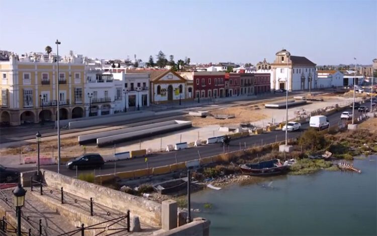 Obra del parking inacabado en 2022, antes de enterrarse / FOTO: Ayto.