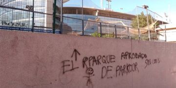 Pintada reivindicativa en la misma Telegrafía Sin Hilos / FOTO: DBC