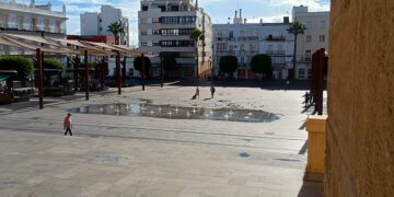 Vista de la plaza del Rey desde la escalinata del Ayuntamiento / FOTO: DBC
