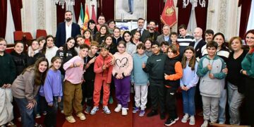 Posado para rematar la presentación de las Olimpiadas / FOTO: Eulogio García