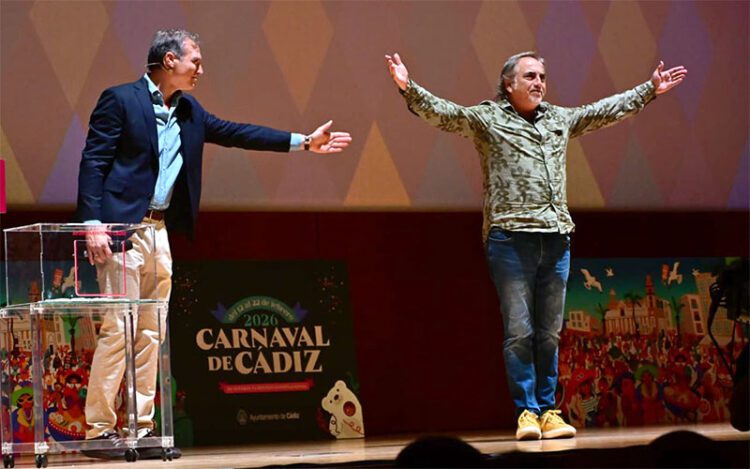 El Selu, ovacionado durante el sorteo / FOTO: Eulogio García