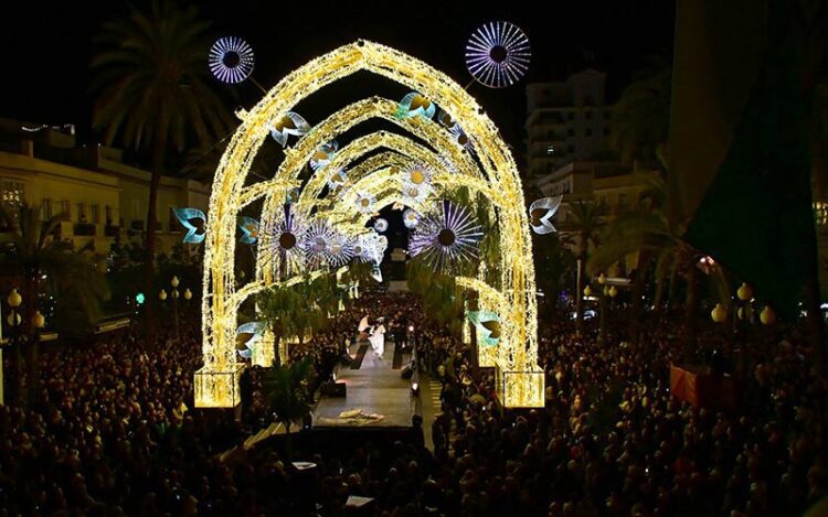 Alumbrado singular en San Juan de Dios / FOTO: Eulogio García