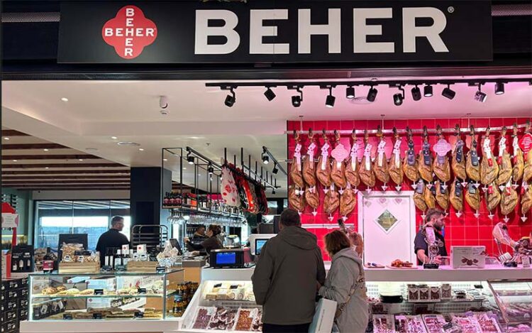 Uno de los rincones del nuevo local / FOTO: Bahía Sur