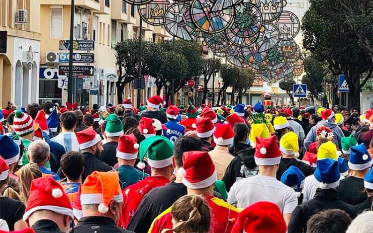 Corriendo con espíritu navideño / FOTO: Ayto.